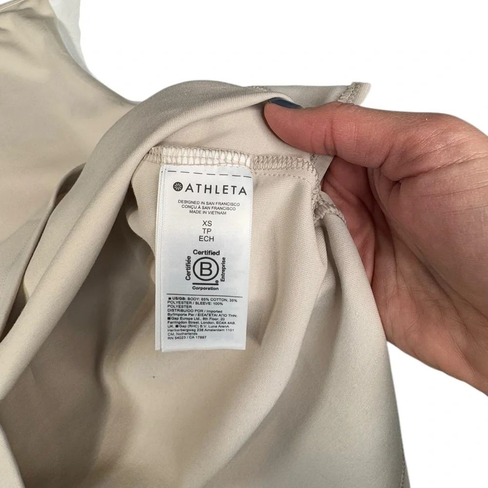 Athleta Cream and White Short-Sleeve Pullover